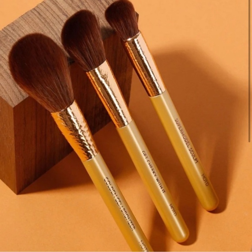MOTD Goddess 3 piece face brush set​